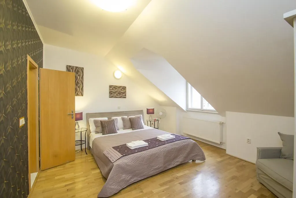 Old Town Terrace Apartment Prague